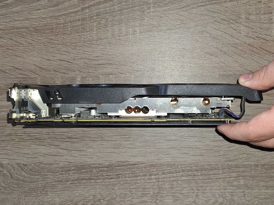 Karta graficzna AMD Radeon RX 570