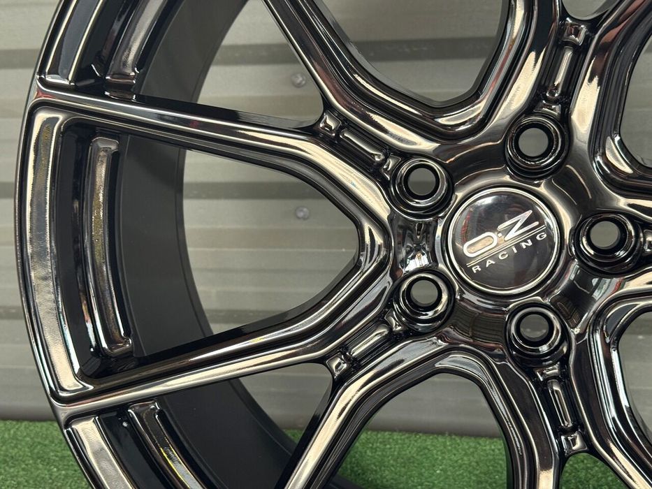 Fondmetal R19 5x114.3 Nissan Mitsubishi Toyota Honda Kia Hyundai