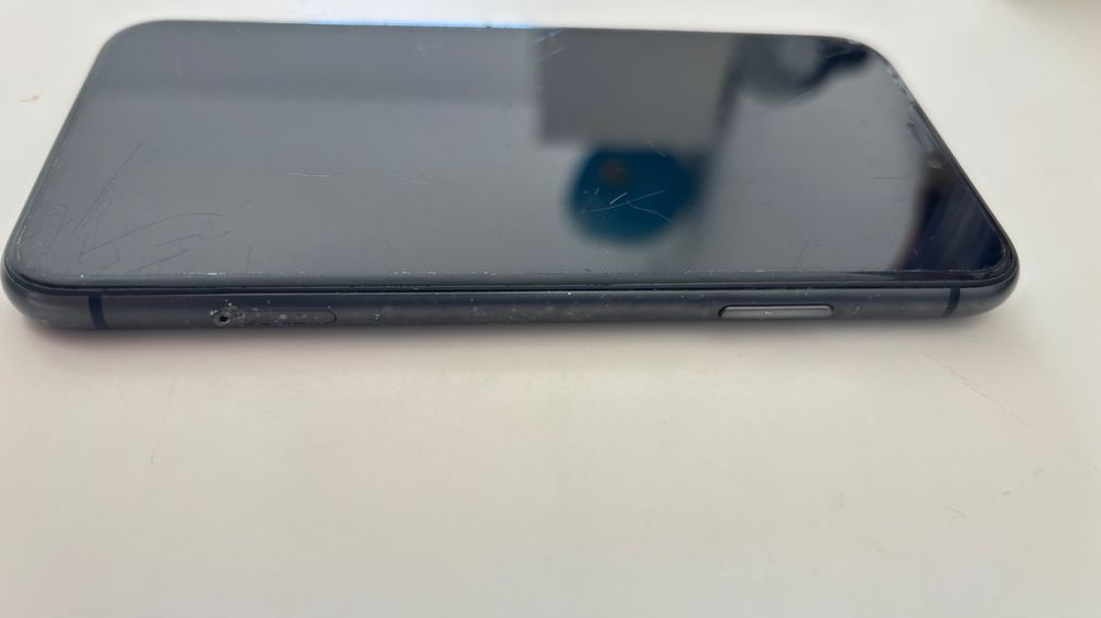 IPhone 11 64gb Preto