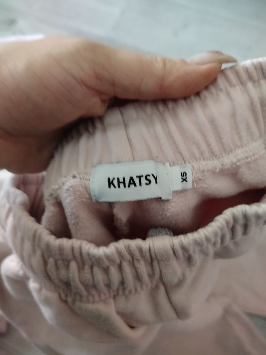 Dres  khatsy pudrowy