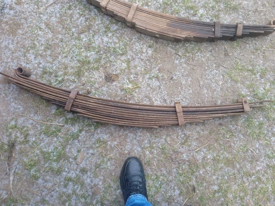 Пускач ПД-10 .  Плита до МТЗ під пускач, ресори до прицепа