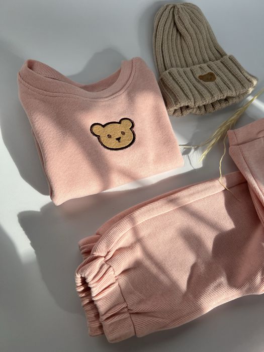 Костюм рожевий з ведмедиком