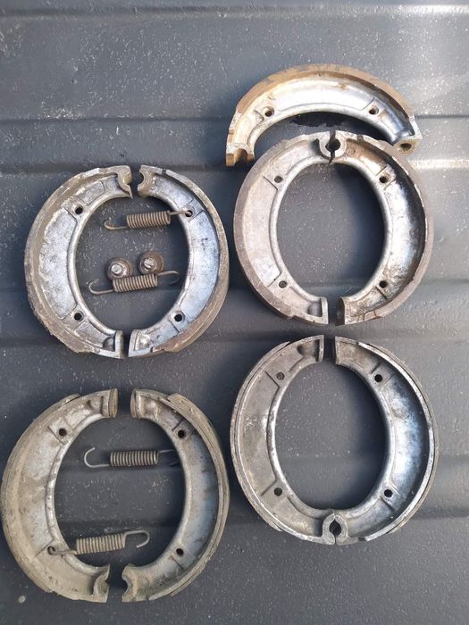 Тормозниє колодки мото иж