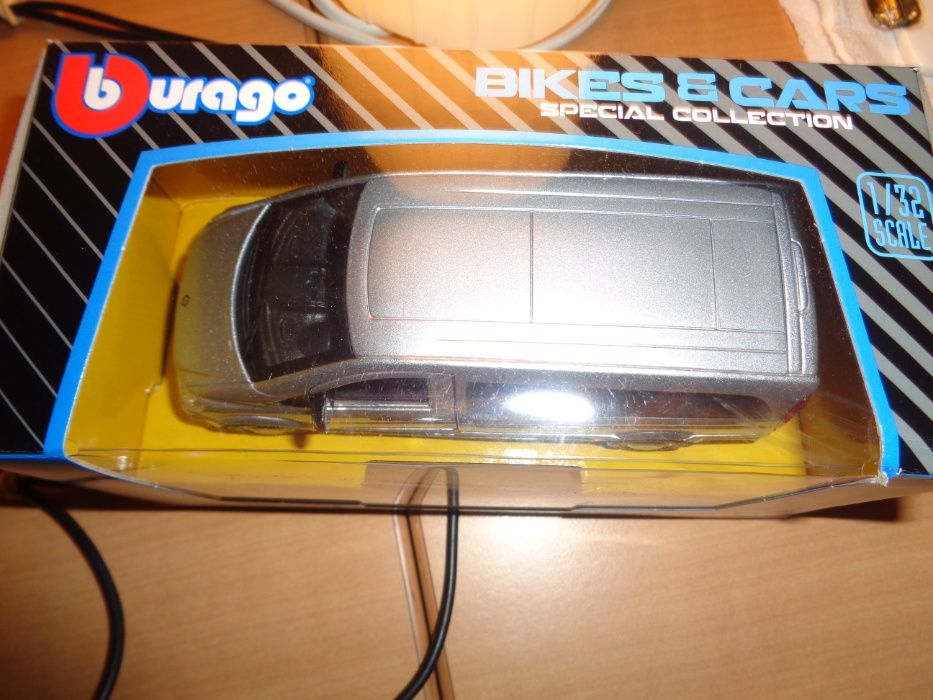 Carrinha Miniatura Mercedes Benz Vito