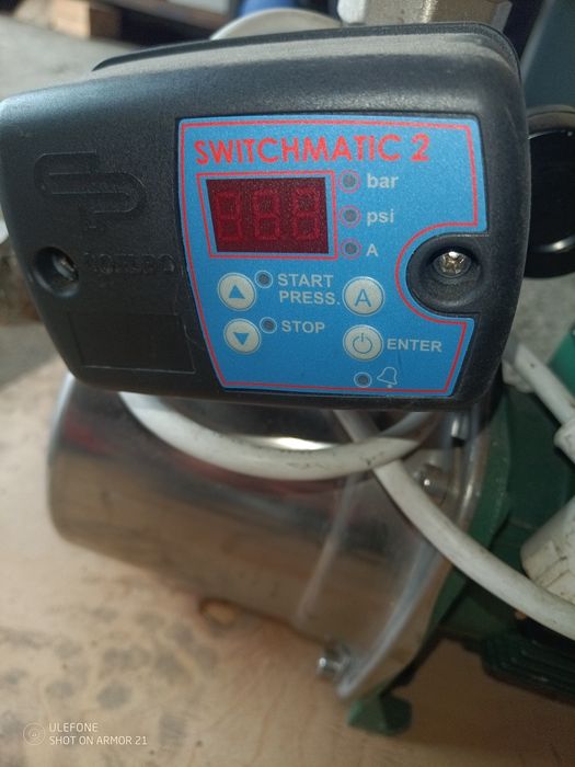 Насос водяной с автоматикой