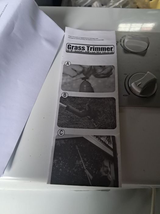 Mini cortador de relva