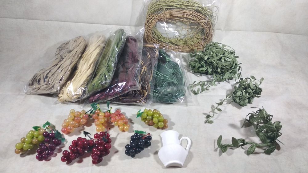 Декор для рукоделия, рафия, шнур, лента с листиками.