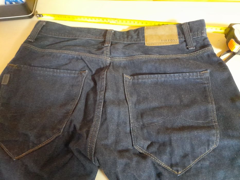 Tiffosi  . Calça de homem novas.
