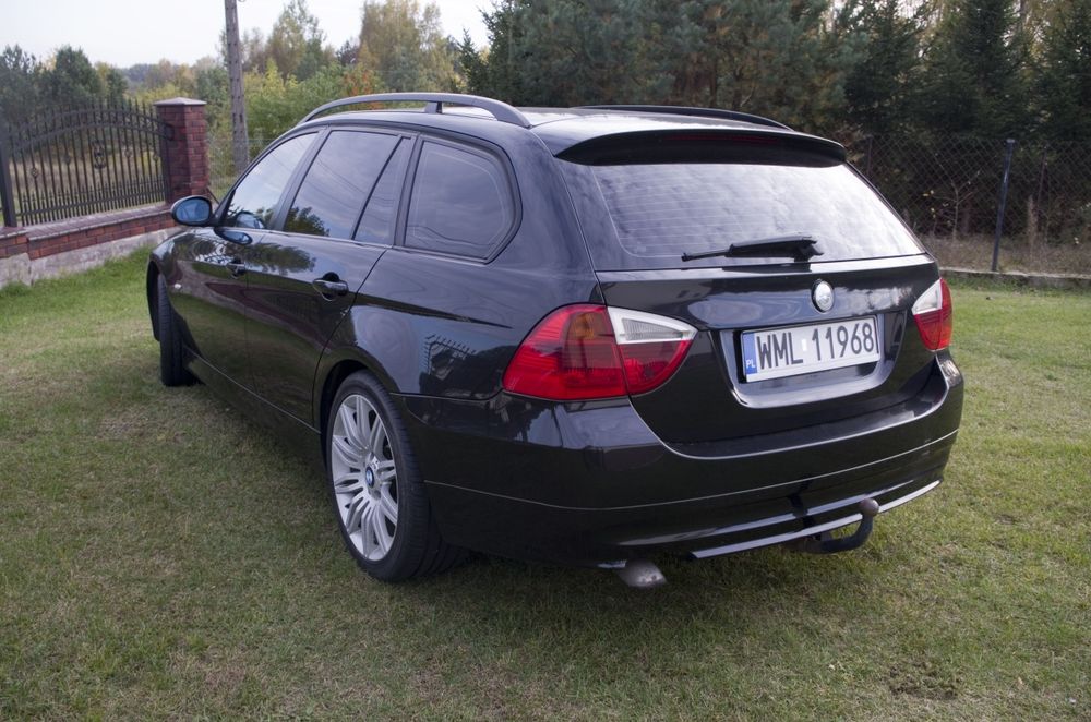 BMW E91 318d 122KM
