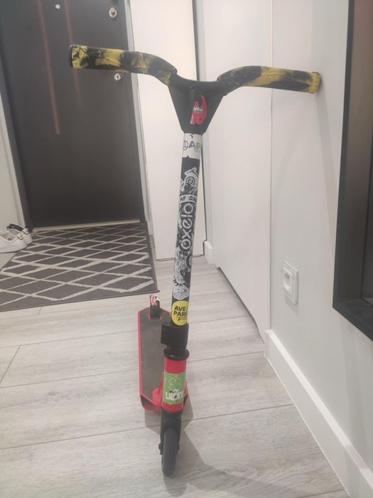 Custom hulajnoga oxelo