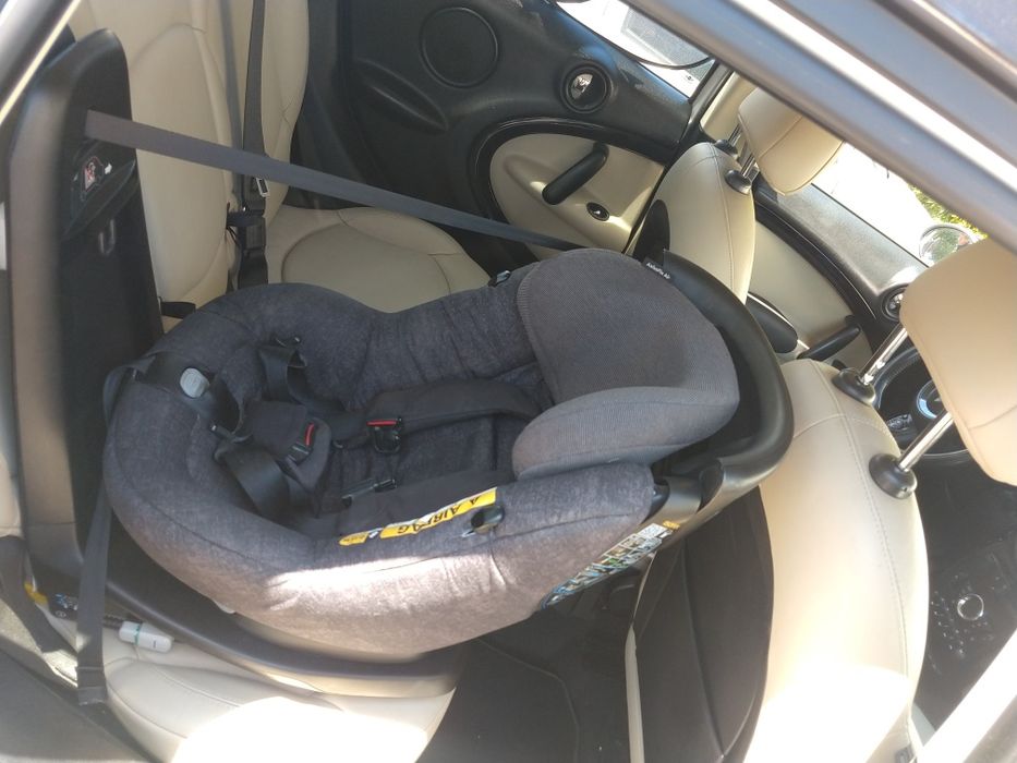 Cadeira isofix + Berço
