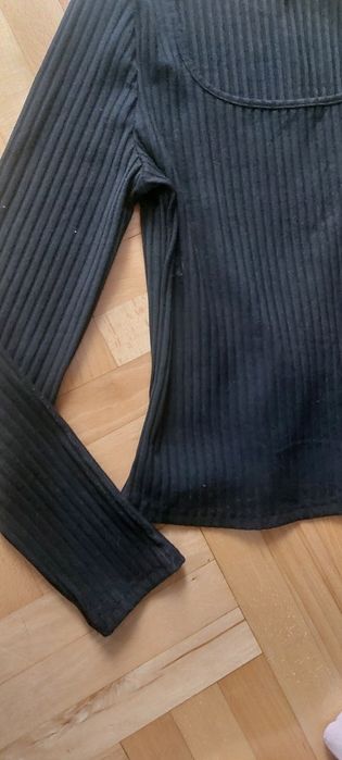 Sweterek/ bluzka czarny prążkowany