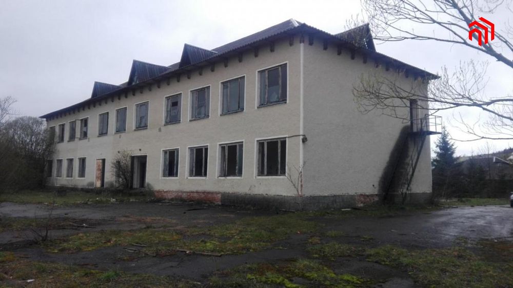 Продаж окремої будівлі 820кв.м, ділянка 30сот