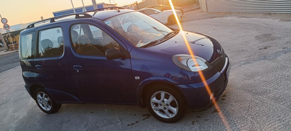 Toyota Yaris verso