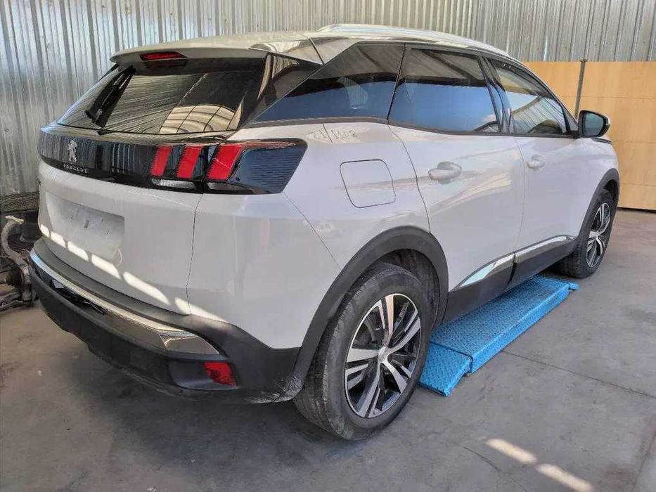 Peças NOVAS e USADAS para Peugeot 3008