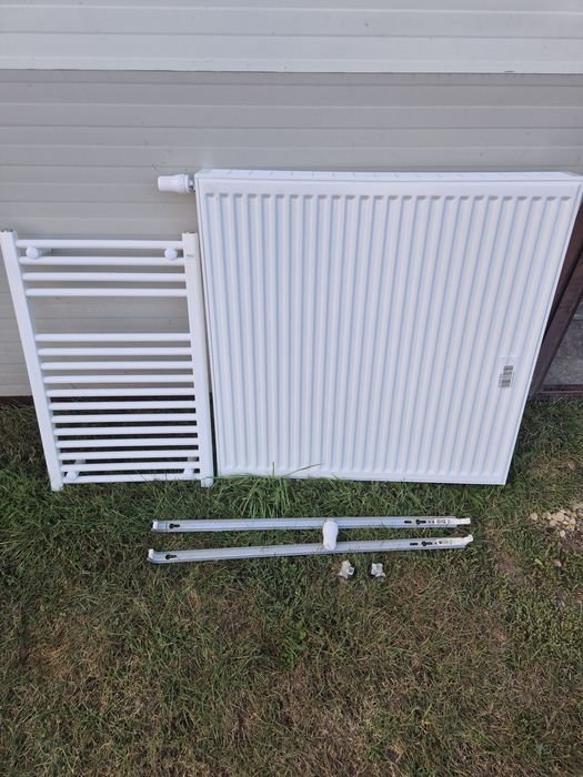 Grzejnik stalowo-panelowy Diamond biały 900x900x100 mm