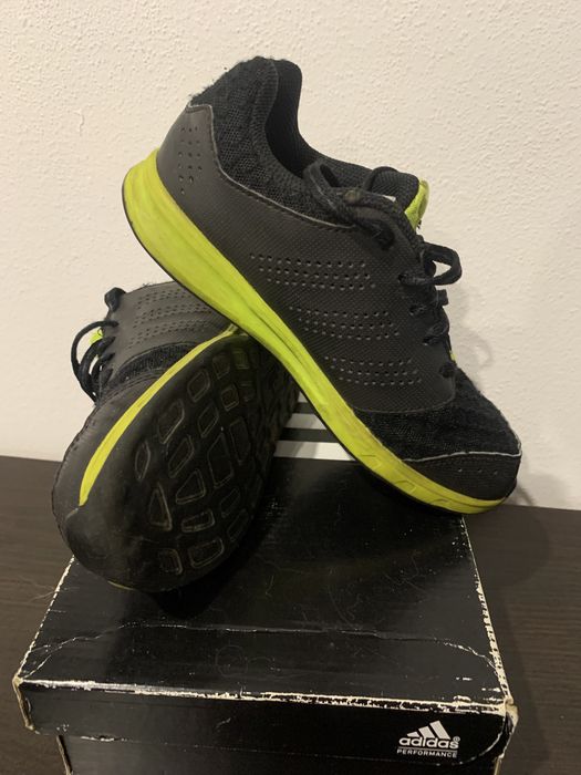 Кросовки Adidas Tibular