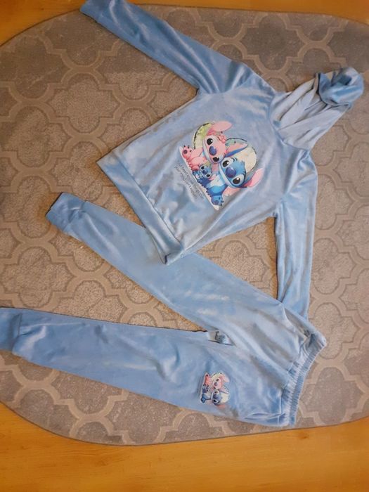 Dres welurowy Stitch