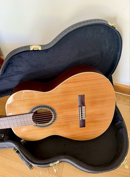 Guitarra clássica Alhambra - 1C Hybrid Terra