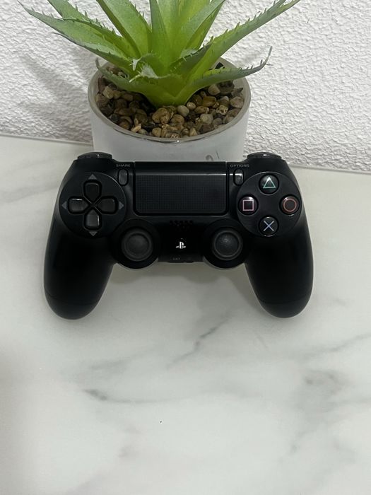 Comando PS4 Original Sony DualShock 4 V2 Preto