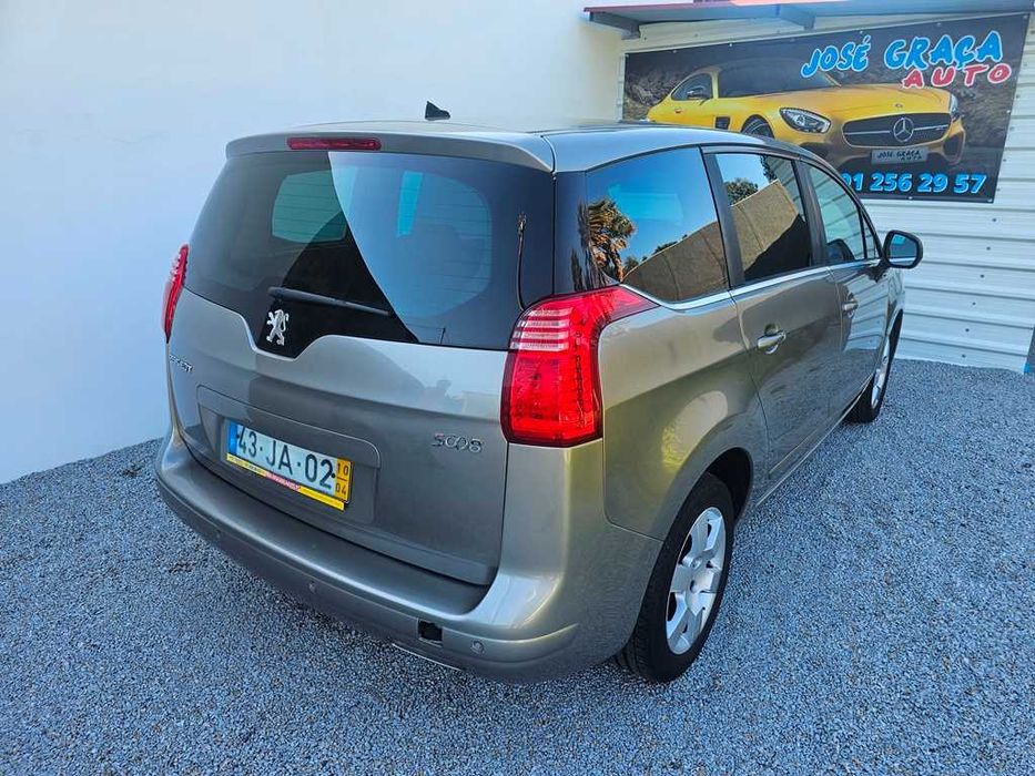 Peugeot 5008 1.6Hdi 7 Lugares 110Cv 04/2010