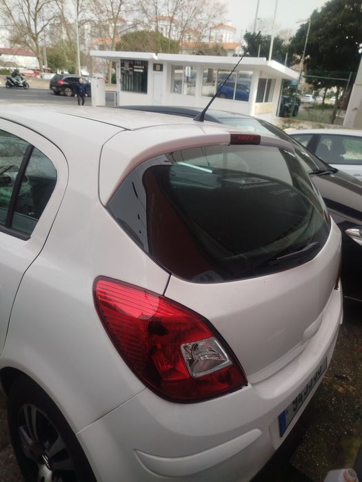 Opel corsa 1.3 ctdi 2010 70kw  turbo gasóleo econômico