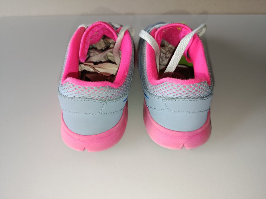 Nike nr 33.5--22.5 cm