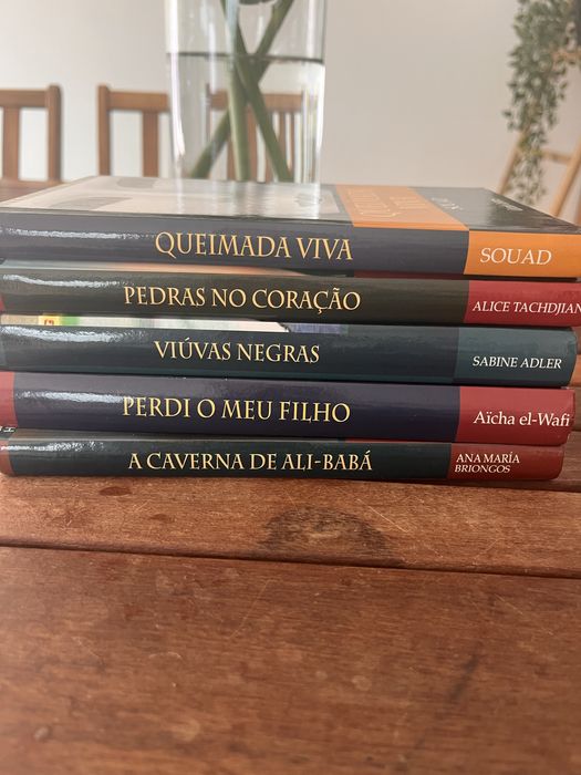 Coleccao livros Historias de Mulheres
