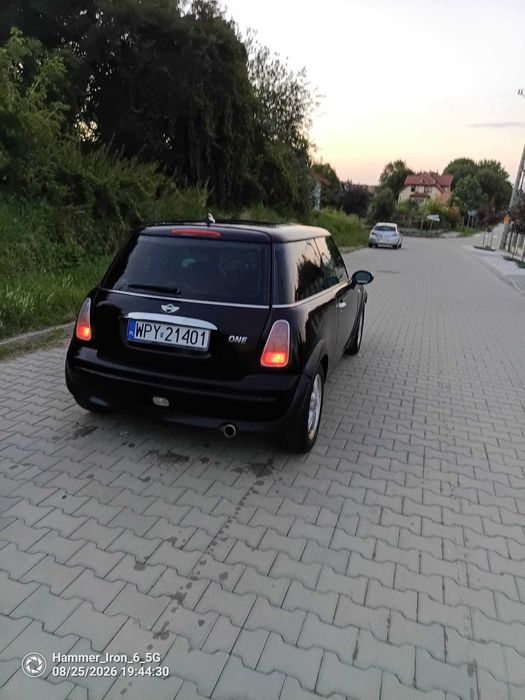 BMW MINI ONE 1,6 Benzyna