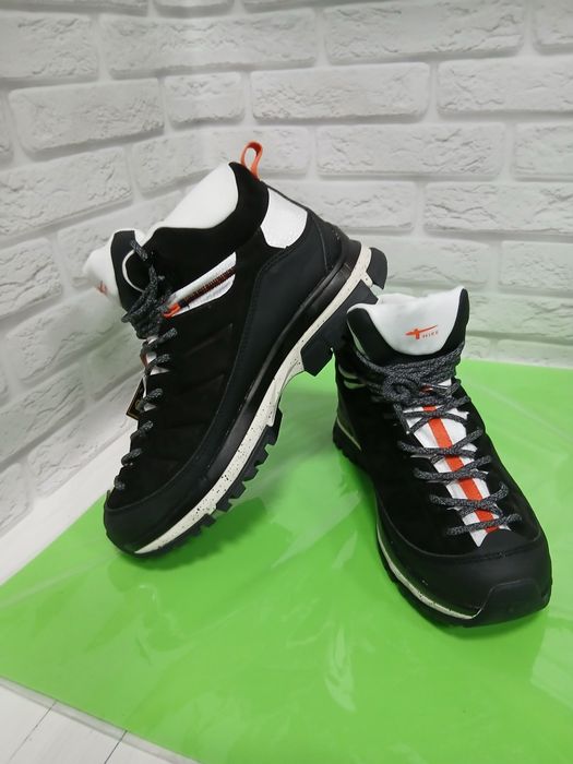 Кросівки жіночі зимові на хутрі Tamaris Gore-tex водонепроникні,  Ориг