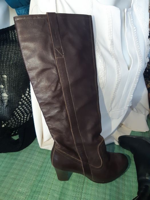 Сапоги 37,5 демисезон.Чоботи шкіряні. Італія брендові оригінал.
