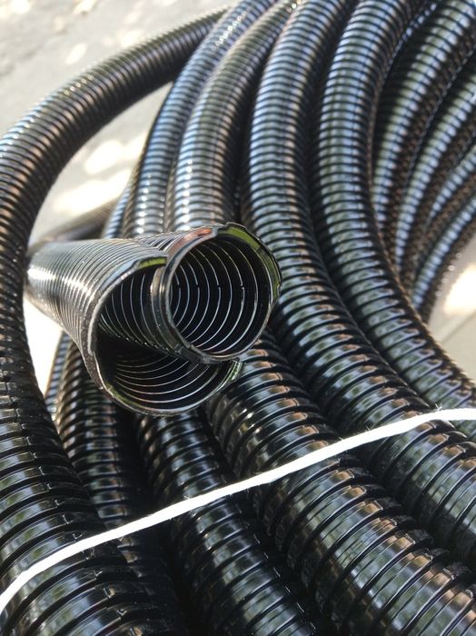 Гофра автомобільна розрізна 20-25мм.