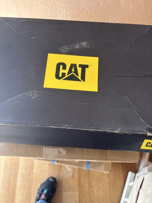 Cat buty meskie nowe 40