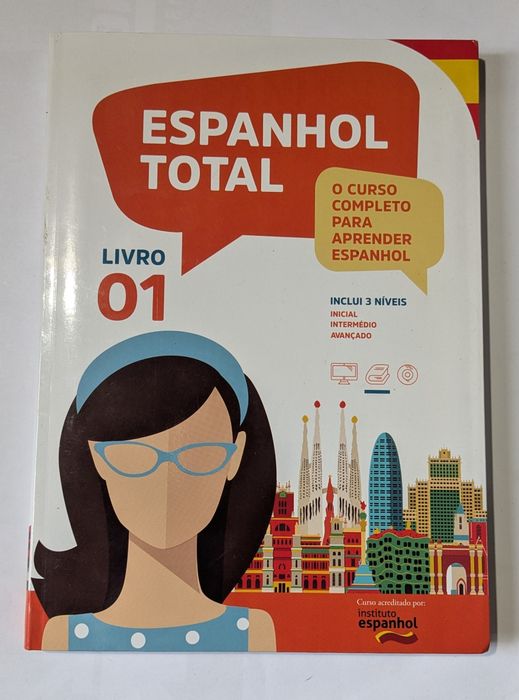 Livros em inglês e português .