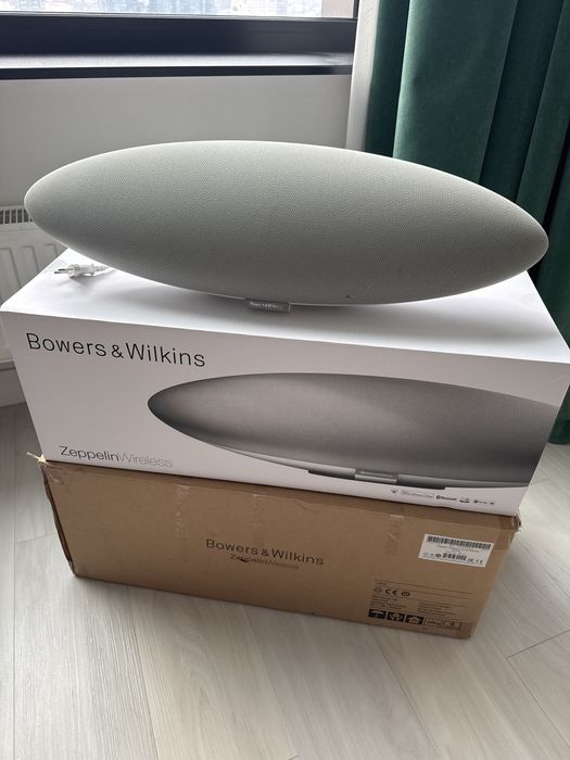 Акустика Bowers & Wilkins Zeppelin