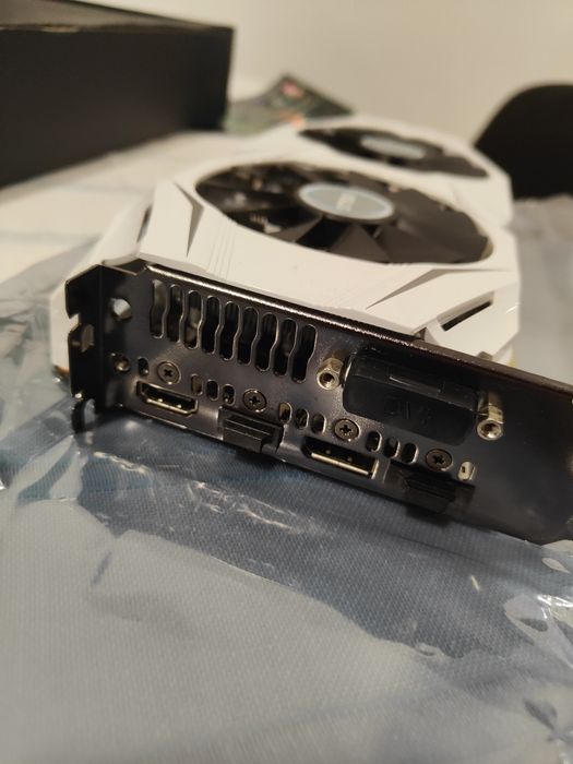 Placa Gráfica ASUS GTX 1060 6GB GDDR5