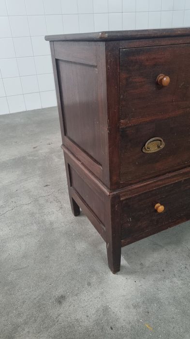 Cómoda antiga para restauro