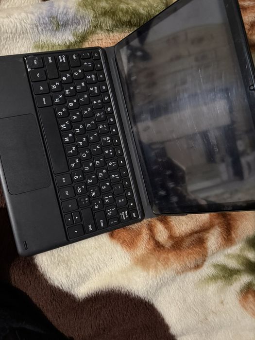 Планшет Teclast (в хорошому стані)