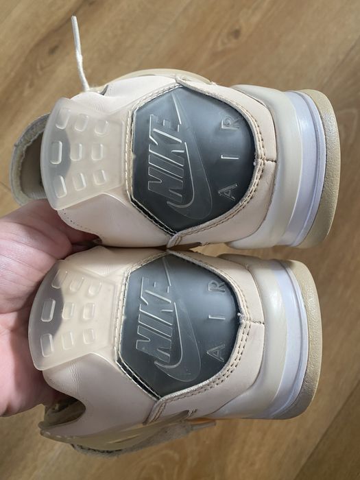 Nike Jordan 40 kremowe