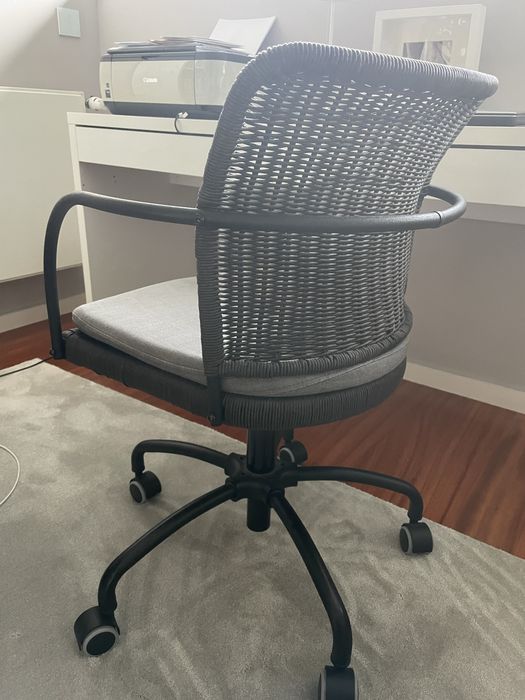 Cadeira escritorio IKEA com rodas