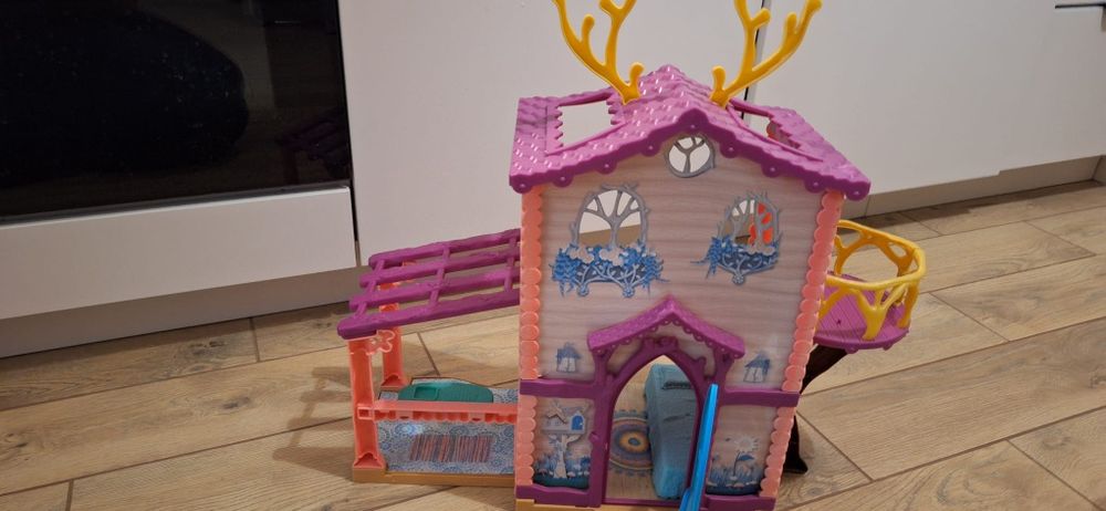 Enchantimals domek pandy, domek jelonka, lodziarnia pingwinka