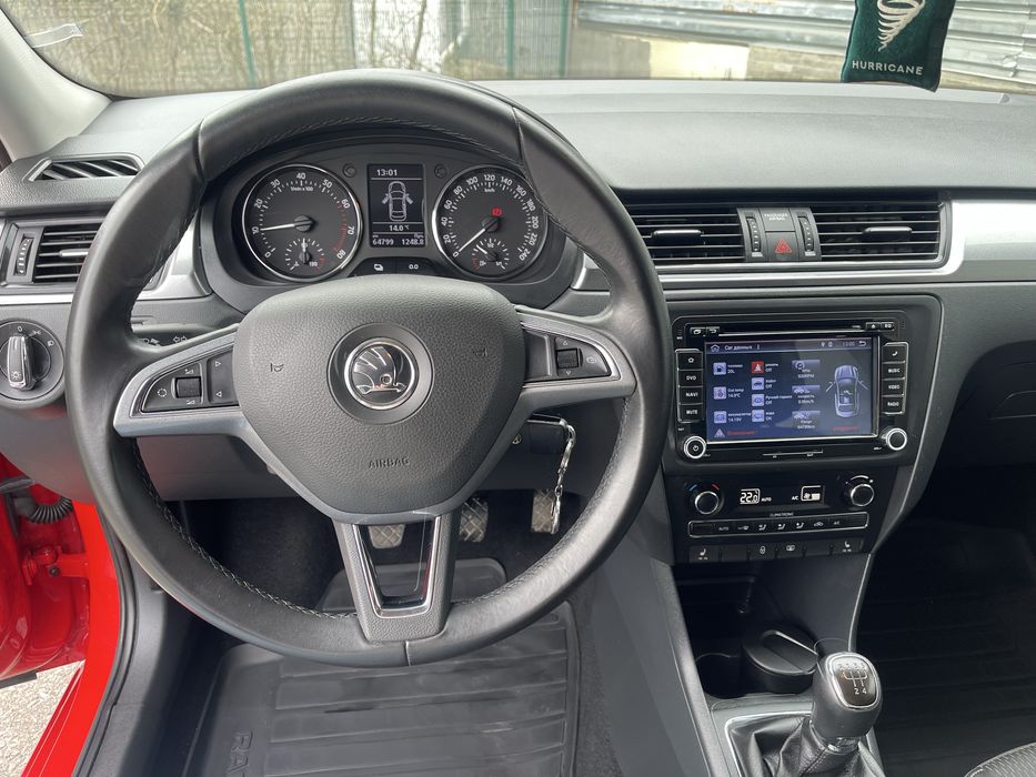 Продам Skoda Rapid 2014 год