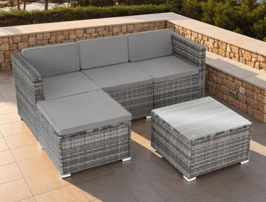 Mesa + sofá de jardim