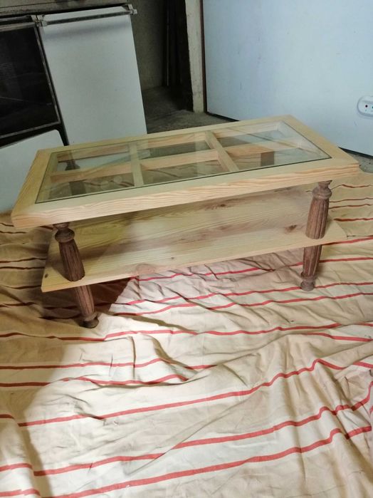 Mesa de centro janela