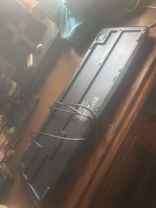 Teclado mitsai usado