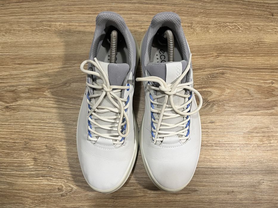 Кросівки ECCO  Розмір 41(26,5 см.) Ціна 1290 грн.