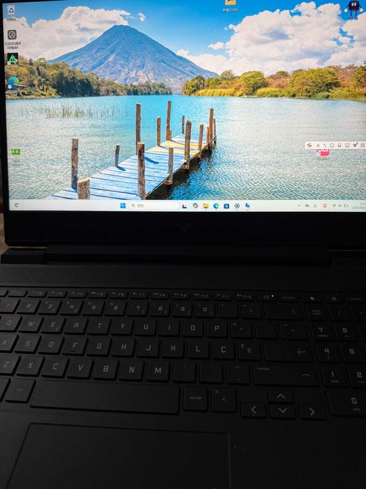 Victus 15 – Ryzen 5 5600H / RX 6500M / 8GB RAM / 512GB SSD64741152816515121