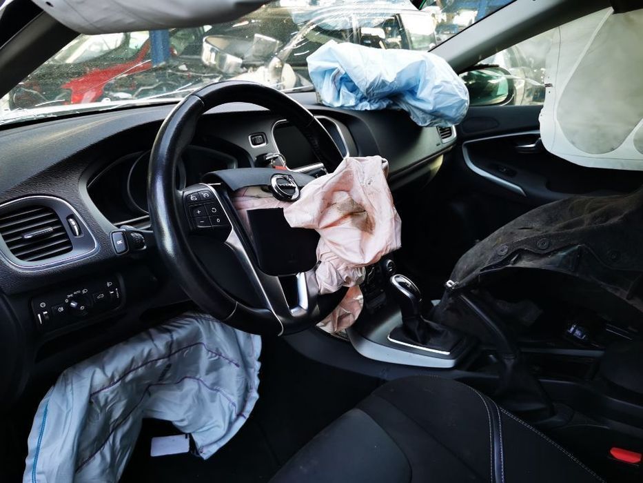 Peças Volvo V40 2.0 do ano 2017 (D4204T9)