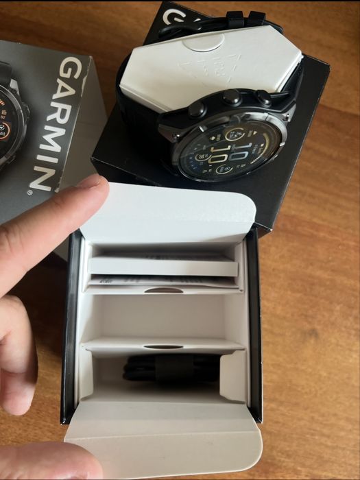 Nowy Garmin Fenix 8 47mm AMOLED Sapphire Titanium tytan czarny Carbon Gray folia