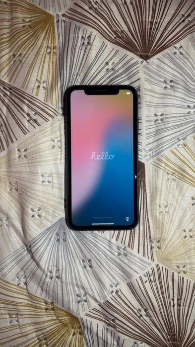 iPhone 11 em bom estado